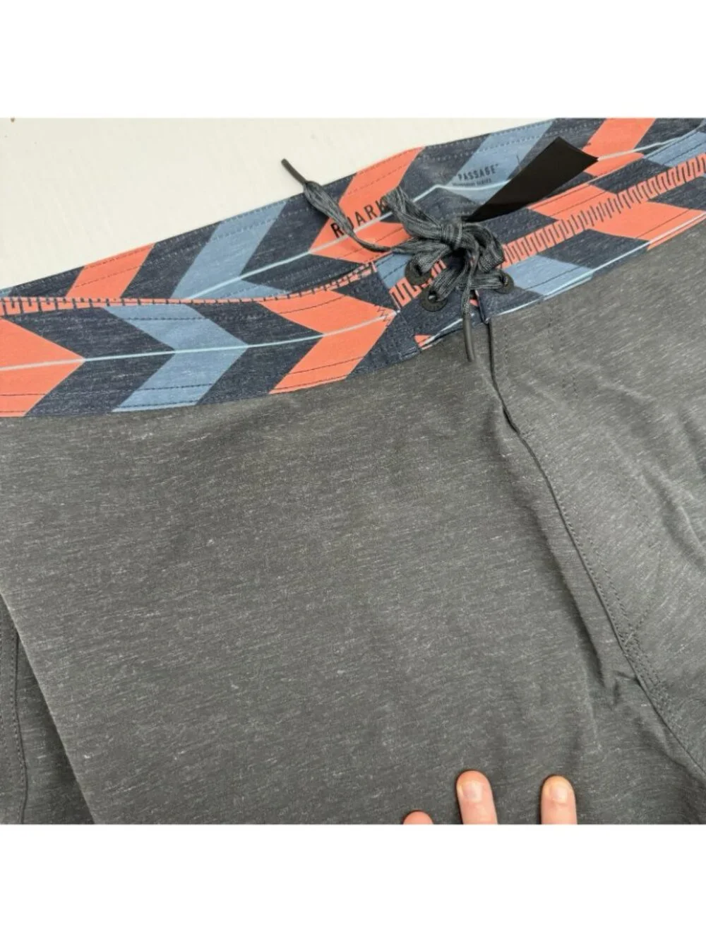 Roark Passage Hemp Boardshorts Mens Size 40 Gray NWT Surf Swim Beach 18in Travel